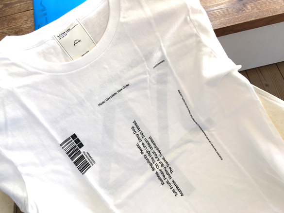 アートワークと音を着る。