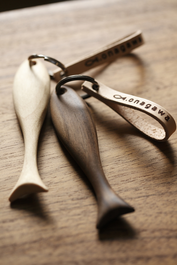 オサカナ　ドット　オナガワ。