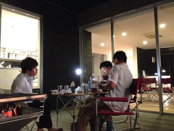 オープンデスク。