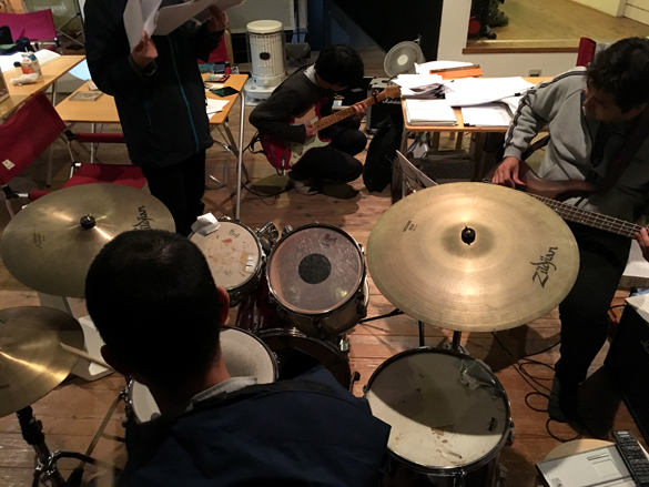 おんんがくがある。