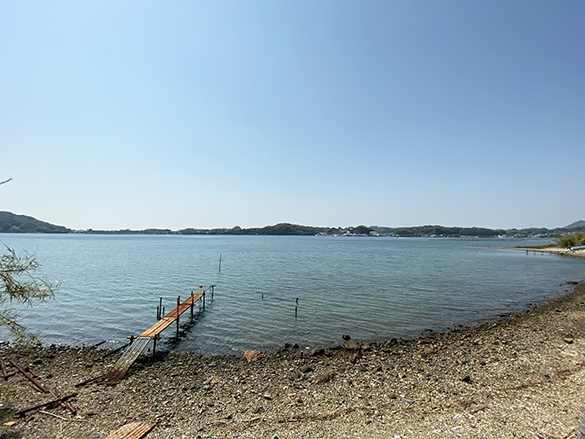 浜名湖からのと、浜名湖の眺め。
