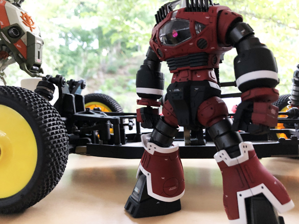 インドに行く前にもガンプラ。